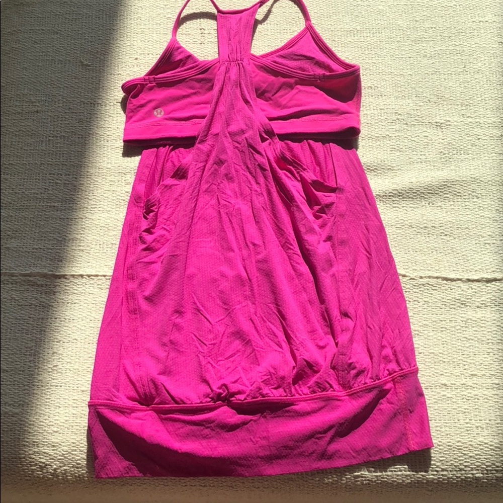 Lululemon tank